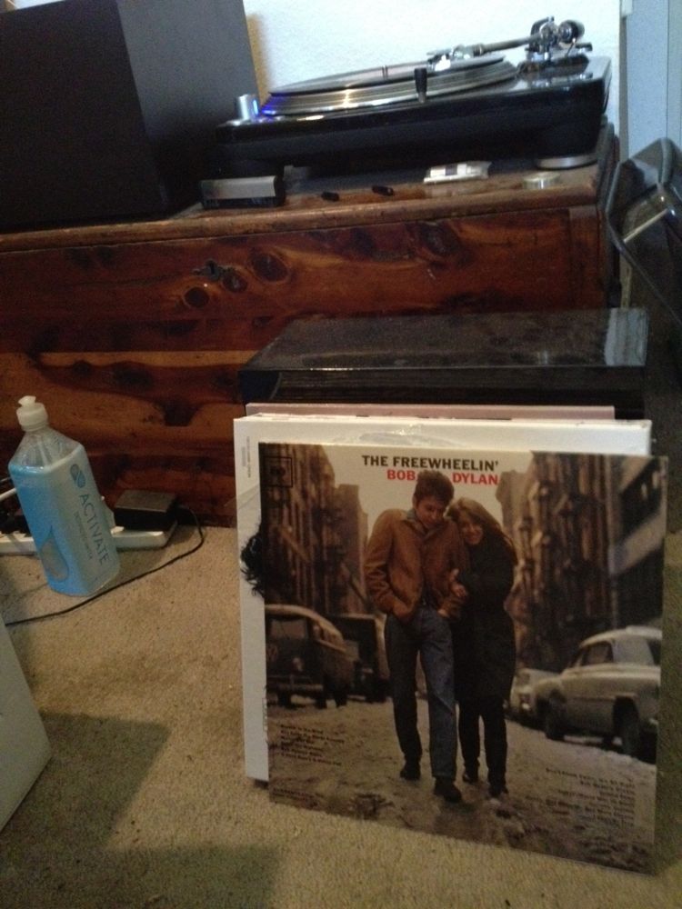 SpinningTheFreewheelinBobDylanBaja